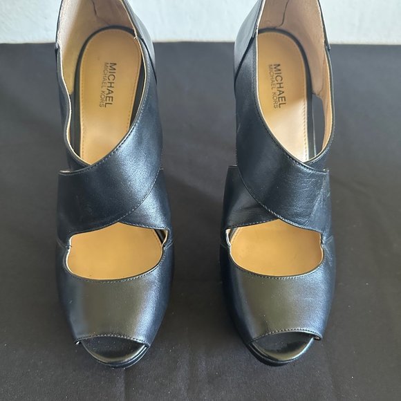 Michael Kors platform heel - Picture 2 of 8